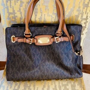 🤎 Michael Kors Brown and Tan Satchel VGUC